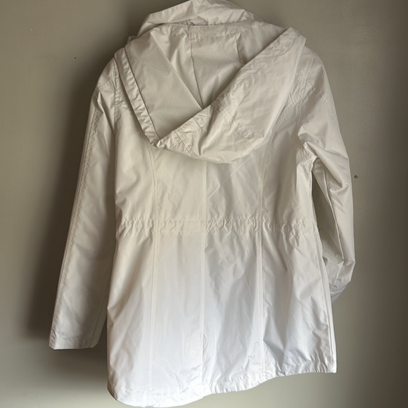 INTL d.e.t.a.i.l.s spring coat Size M - Picture 7 of 9